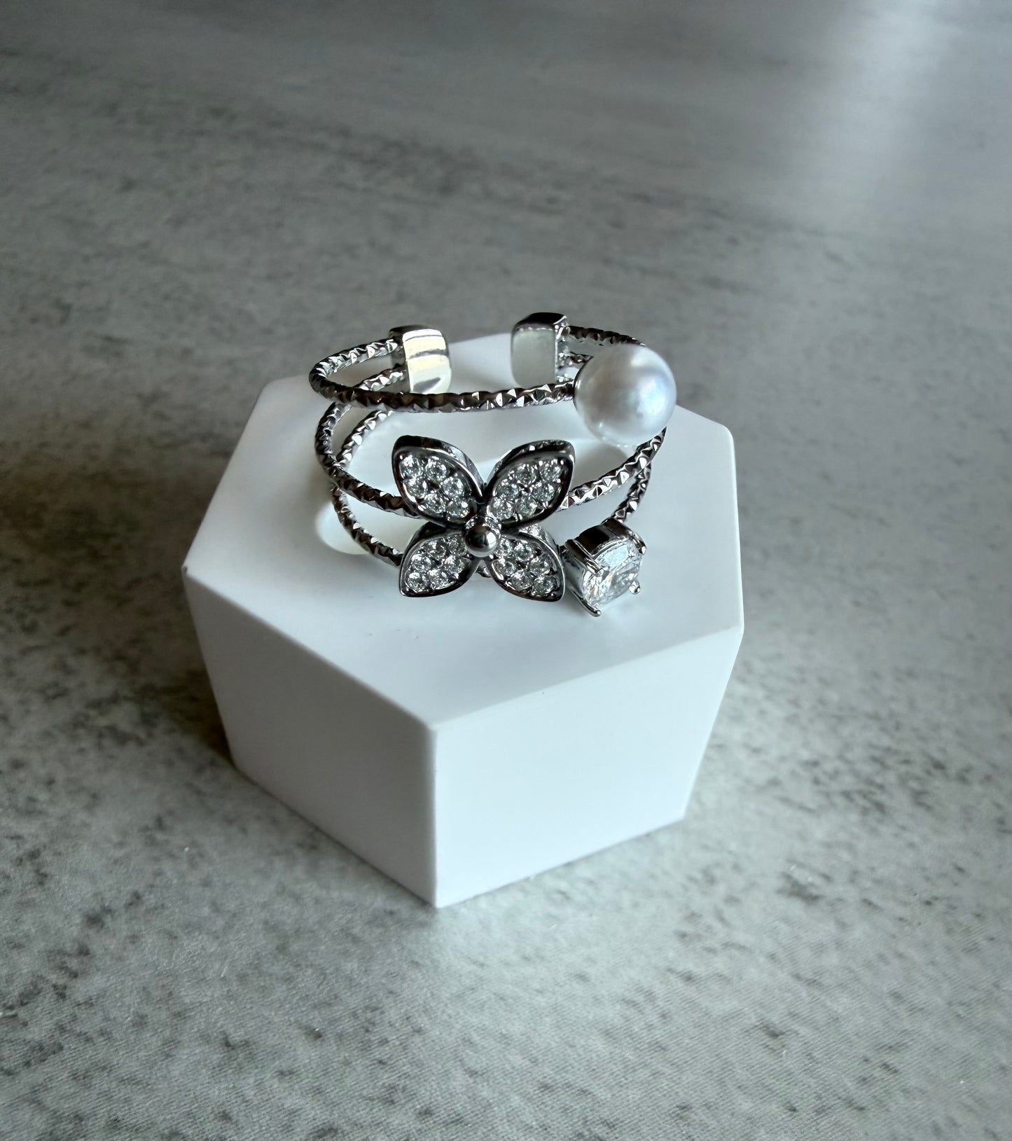 Anello Bloom