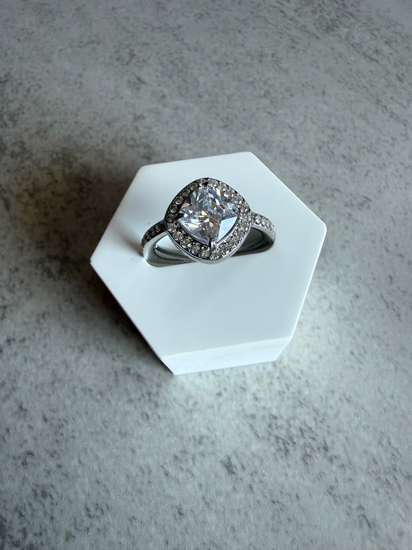 Anello Incanto