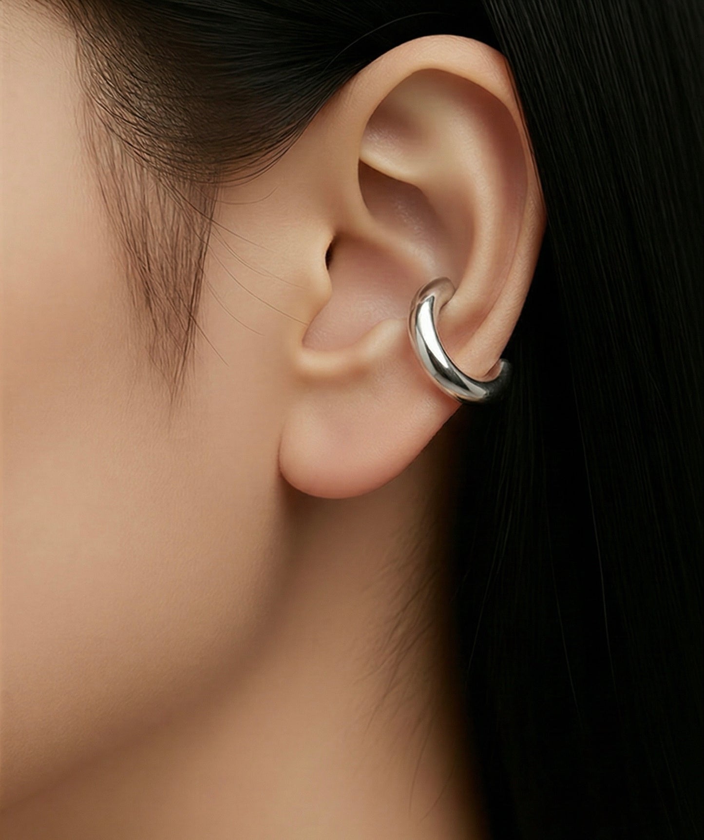Ear Cuff Silver Bold