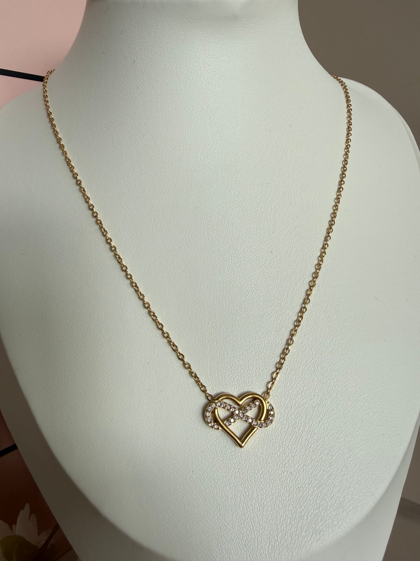 Collana Eternelle