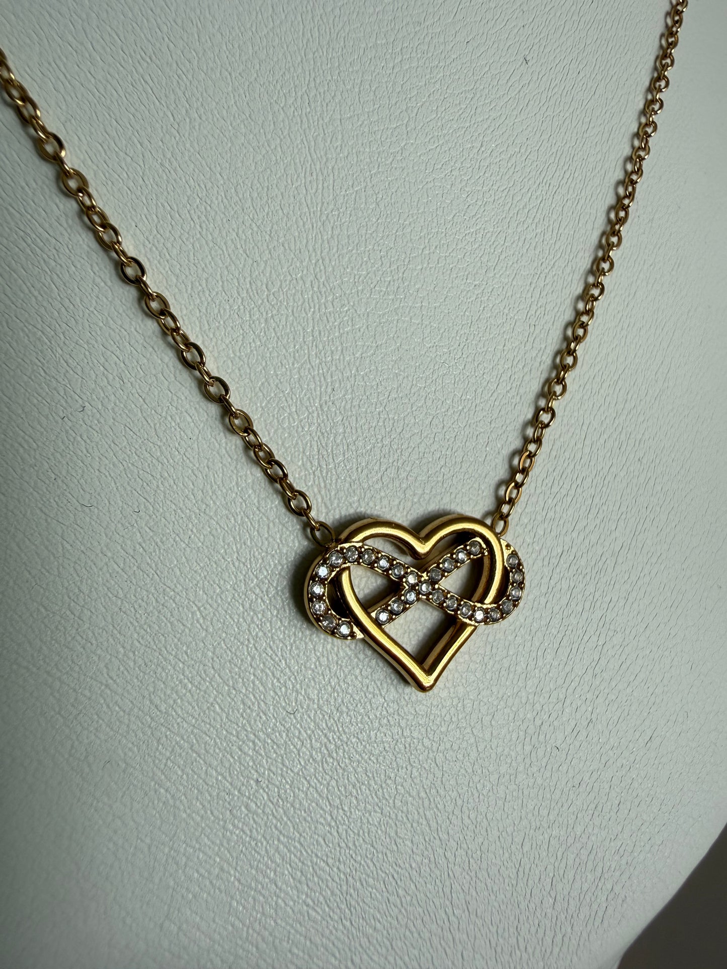 Collana Eternelle