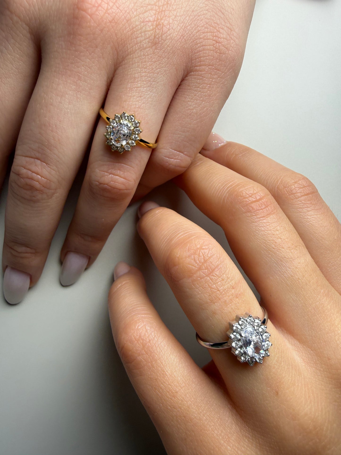 Anello Divina